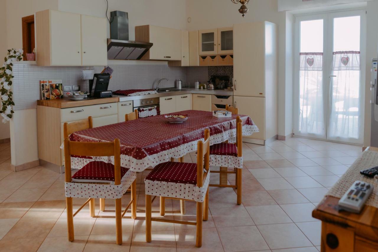 Le Ginestre Villa Miglionico Eksteriør bilde